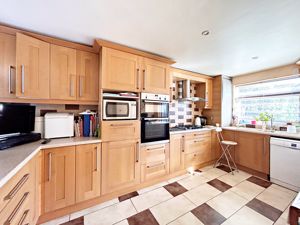 Kitchen/Dining Room- click for photo gallery